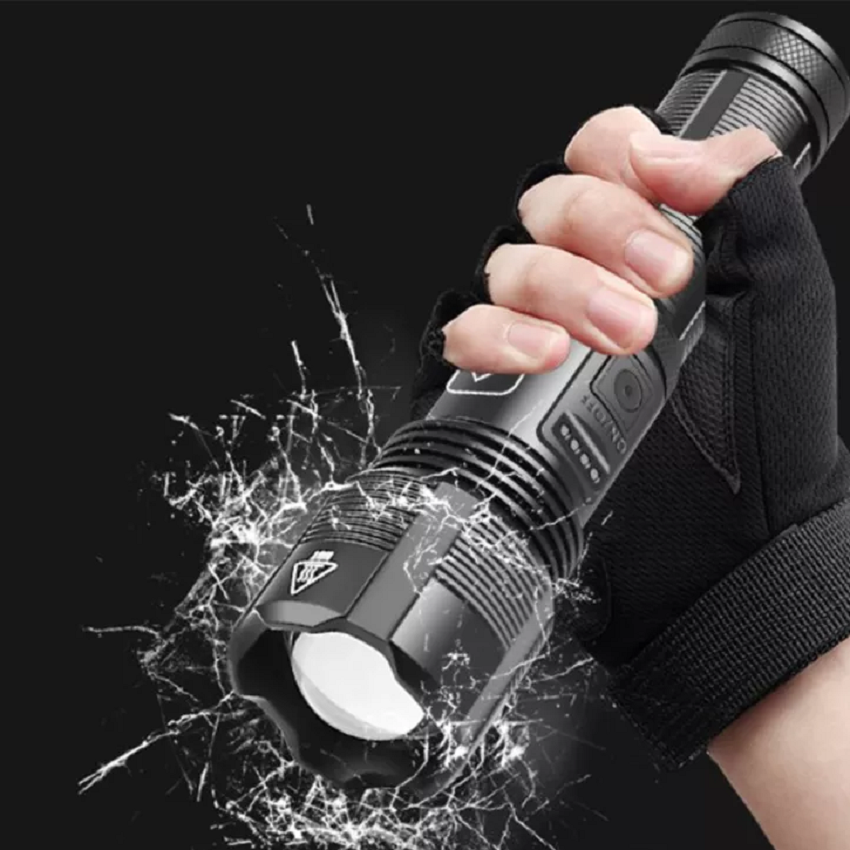 Outdoor Taschenlampe – Schwarz