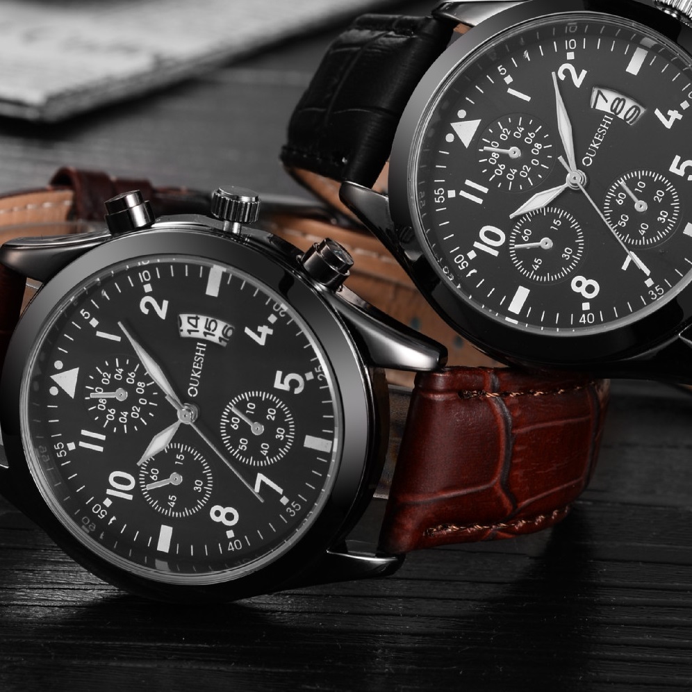QU-12154 - Uhr – Braun